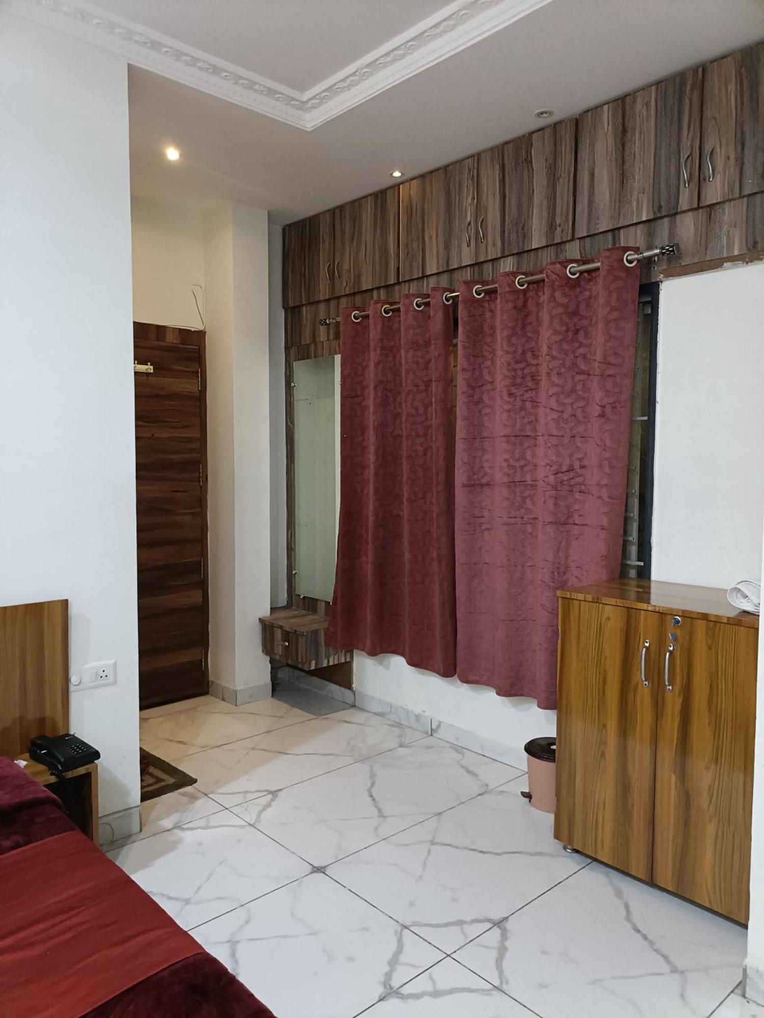 Hotel Shri Salasar Ujjain Exterior foto